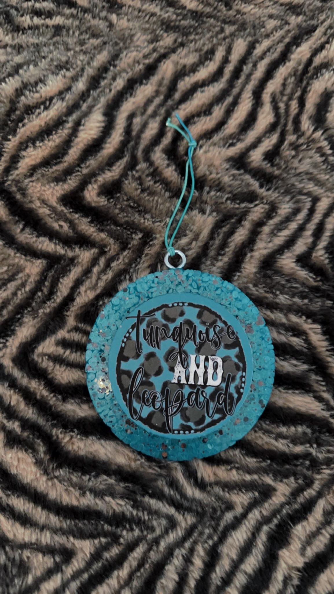 4" Round- Turquoise + Leopard