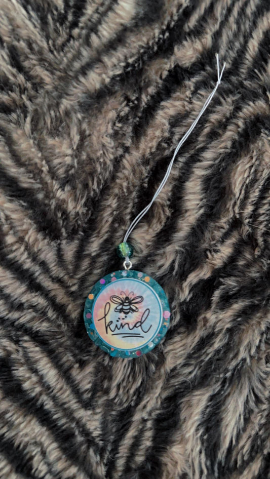 Mini Round- Bee Kind