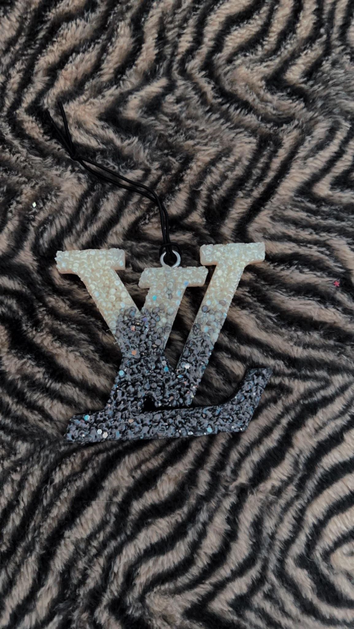 LV2