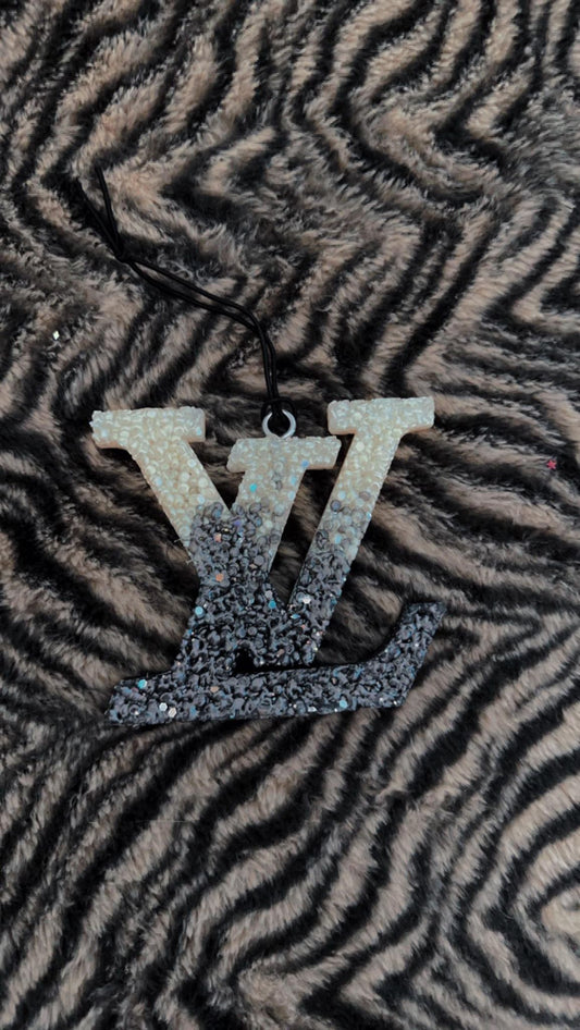 LV2