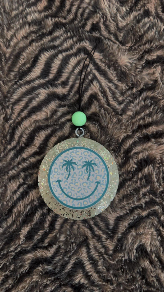 4" Round- Palm Tree Smile