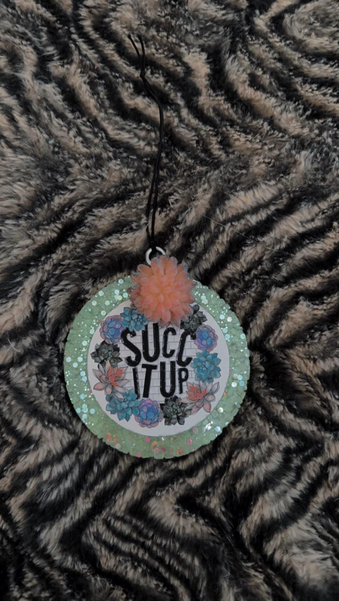 4" Round- Succ It Up