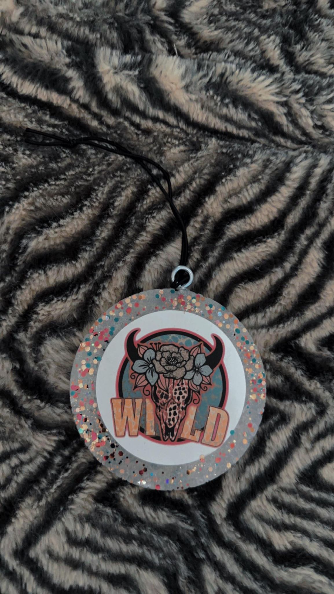 4" Round- Wild Bullskull